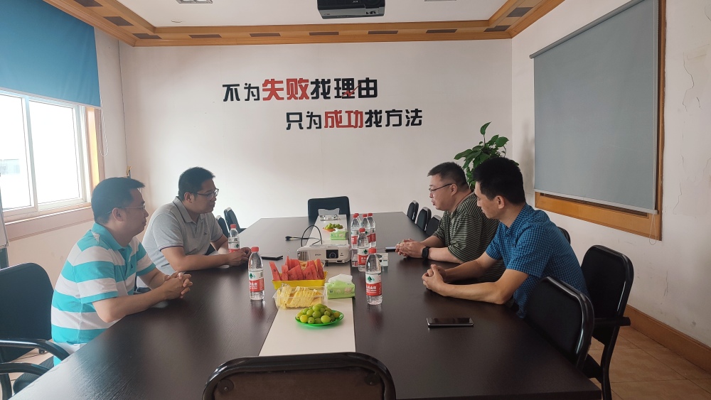 Grata outstanding iuvenes talenta ex Zhejiang University visitare et nos dux noster Company